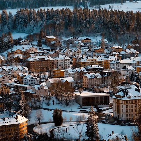 Appartement Douces Heures Avec Parking Couvert Prive Le Locle Εξωτερικό φωτογραφία